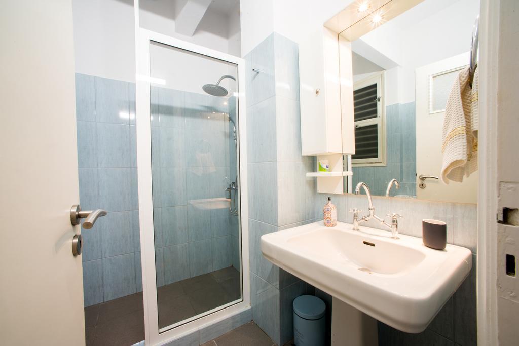 Central 5 Room Apartment 아테네 외부 사진